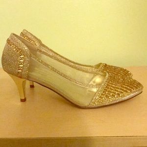 “First Sight” Gold Glitter Shoes